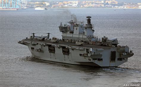 Royal Navy Landing Platform Helicopter Hms Ocean L12 H Flickr