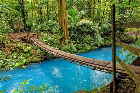 Rio Celeste Sungai Indah Dengan Air Biru Jernih Naviri Magazine