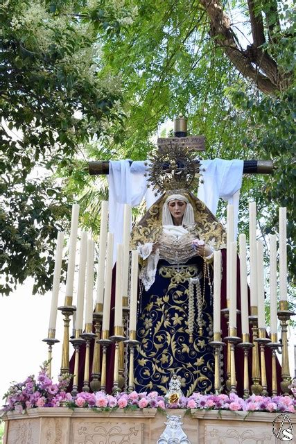 Galería Procesión de la Virgen de la Soledad en la Barriada de Los