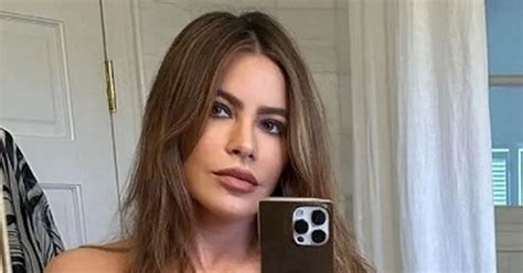 Sofia Vergara Uploads Stunning Bikini Snap And Fans Can T Believe She S Irish Mirror Online