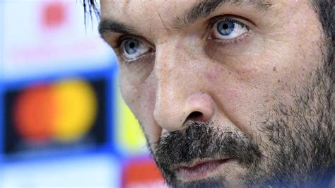 El Mundo Del Futbol Se Rinde Ante Gianluigi Buffon Por Su Emotivo Video