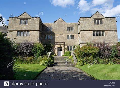 English Manor House High Resolution Stock Photography And Images Alamy