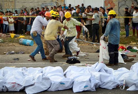 Fotos Chiapas La Tragedia Al Volcar Un Tr Iler Con Migrantes En