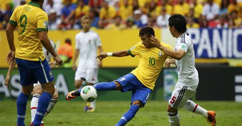 Neymar é finalista pela 4ª vez do Prêmio Puskas de gol mais bonito do ano