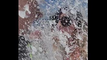 Wave Takes Out Girl Outside While Giving Blowjob FUNNY BLOOPER XVIDEOS