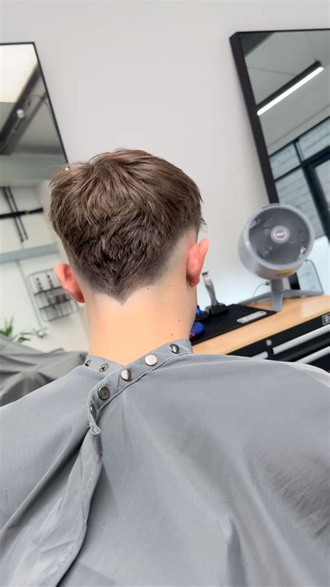 Barbers find burst fade with curls styles work on all hair types 9