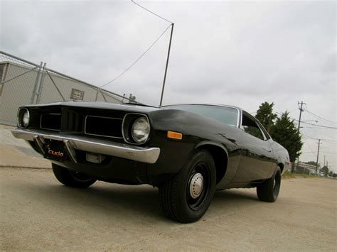 1972 Barracuda Triple Black Restomod