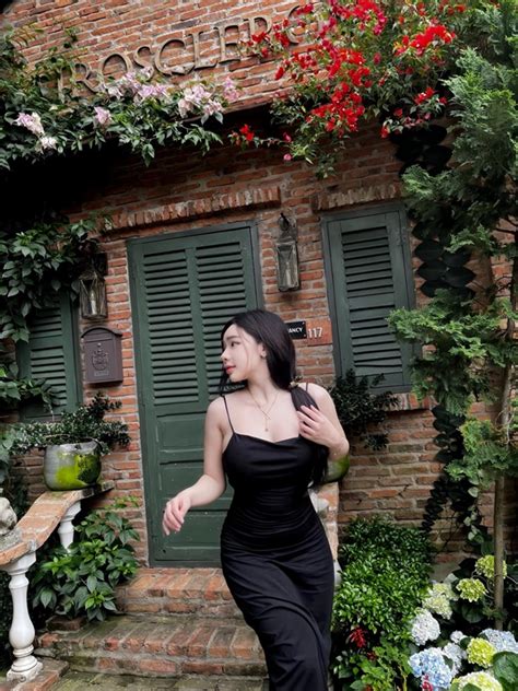 99 Hình ảnh Trần Minh Thiên Di bikini khoe vòng 1 cực khủng