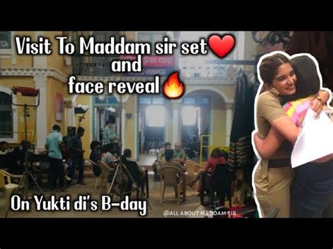 On Maddam Sir Set Face Reveal Yukti Kapoor Birthday Cake Cutting