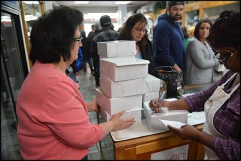 Covid Wont Scare Away Paczki Day This Year Hamtramck Review