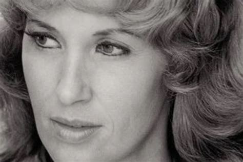 Tammy Wynette's Name to Be Restored on Grave