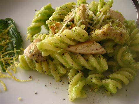 Small Feet Big Feet Chicken Fusilli With Basil Parmesan Sauce