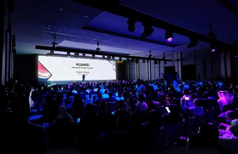 Компания HUAWEI представила в Дубае новые продукты