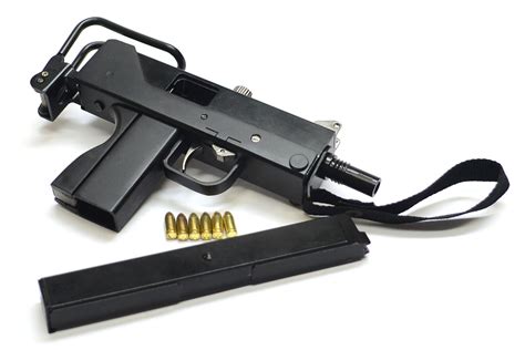 Submachine gun model MAC Ingram Model 10 on a scale of 1: 2 buy in ...