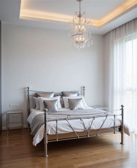 15-Futuristic-Bedroom-Designs-with-Metallic-Accents-That-Will-Leave-You ...