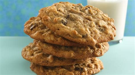 Old Fashioned Oatmeal Raisin Cookies Recipe