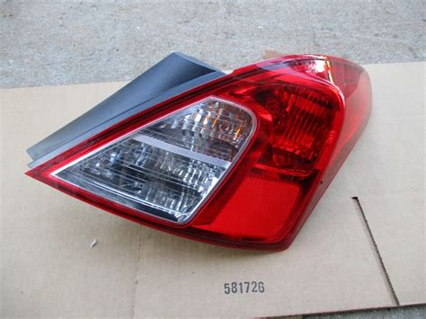 2012 2013 2014 2015 2016 2017 2018 2019 Nissan Versa Rh Side Taillight Oem Ebay