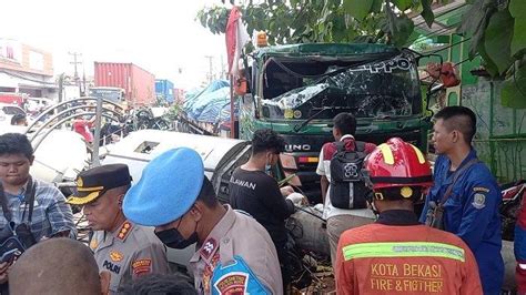 Cucu Tewas Dalam Kecelakaan Maut Di Bekasi Momen Antar Ke Sekolah Jadi