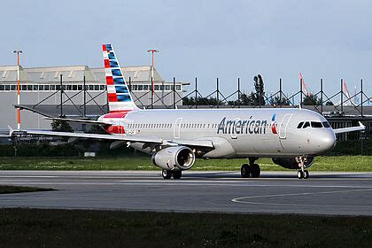 N579UW American Airlines Airbus A321 231