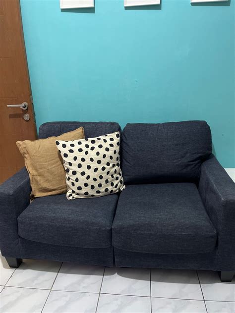 Sofa 2 Seater Merk Ashley Perabotan Rumah Di Carousell