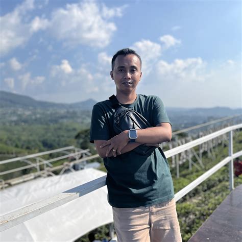 Jangan lewatkan kesempatan emas kamu untuk mendapatkan uang dari konten