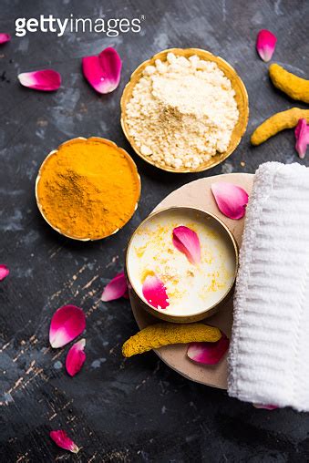 Ayurvedic Face Pack Mask Using Gram Flour Besan Haldi Milk Ubtan