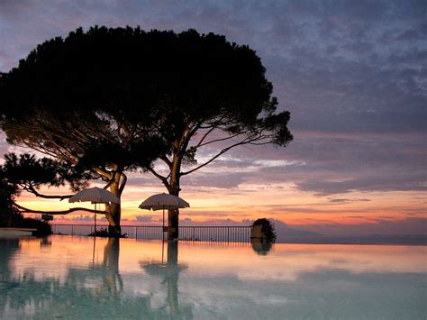 Capri Italy S “stairmaster Isle” Amy Laughinghouse Hits The Road Sunset Isle Of Capri Italy