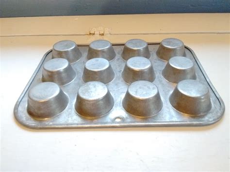 Vintage Mirro Mini Muffin Pan Cup Cupcake Tin Aluminum Baking