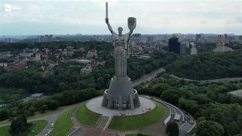 Ucraina Via La Falce E Martello Dalla Statua Della Madre Patria