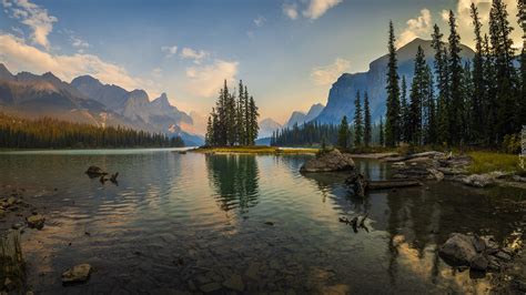 Park Narodowy Jasper I Wyspa Ducha Na Jeziorze Maligne