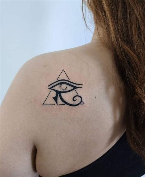 Eye Of Horus Tatto Eye Of Ra Egyptian Tattoos Back Tatto