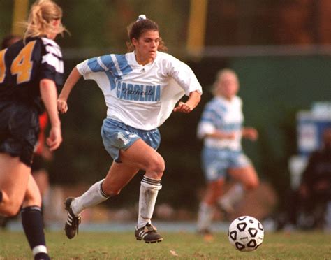 Soccer star Mia Hamm, a UNC alum, to address grads at university’s May ...