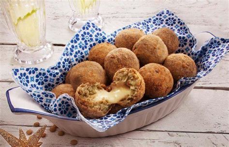 Receita De Bolinho De Lentilha Recheado Comida E Receitas