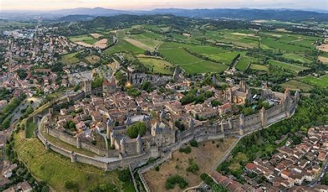 Aude La Cité De Carcassonne Et Sept Citadelles Du Vertige Rêvent Du