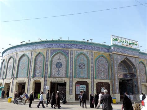 People Entering Holy Shrine Of Abbas Ibn Ali Karbala Iraq Editorial