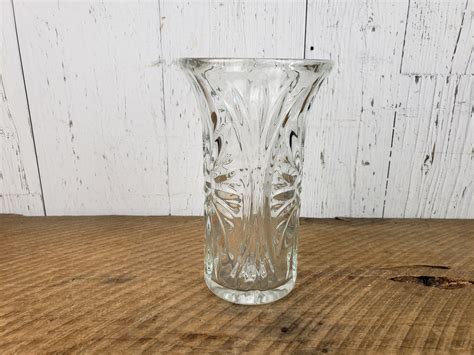 Vintage Clear Pressed Glass Vase 7 Starburst Daisy Made Etsy