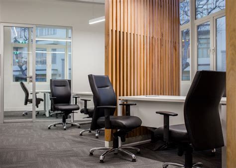 agencia banco mais equipada pela intersection isection