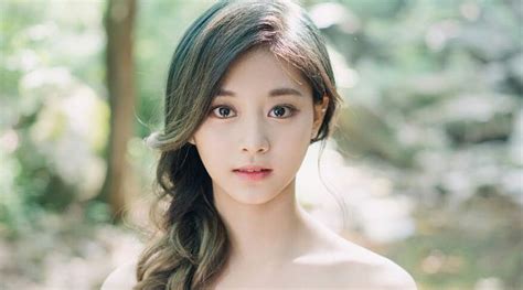 63 Fakta Tzuyu Twice Member Tercantik Hingga Orangtua Kaya Raya Faktaid