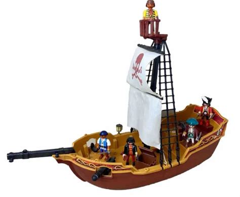 PLAYMOBIL 2014 RED Serpent Pirate Ship Geobra 4258600 5 Pirates