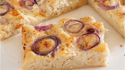 Focaccia Au Fromage Et Oignons