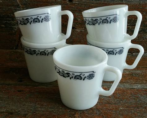 Vintage Pyrex Old Town Blue Coffee Mugs Set Of 5 Pyrex Coffee Mugs