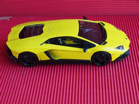 LAMBORGHINI AVENTADOR - Albums convertis - Forum Auto