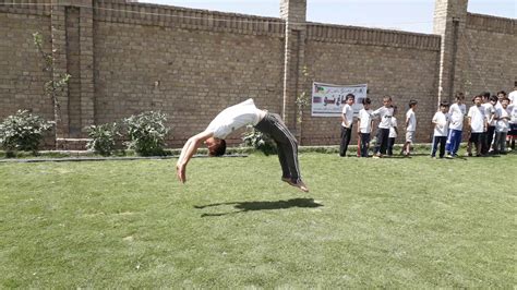 Pakistan Parkour Boys Little Champs Performing Parkour Youtube