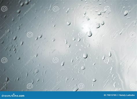 Gotas De La Lluvia En Un Cristal Imagen De Archivo Imagen De Tarde