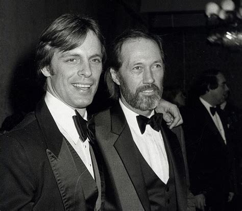 Keith Carradine, with brother David Carradine | Celebrity siblings ...