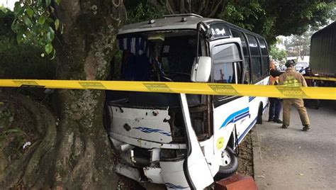 Accidente De Tránsito De Una Buseta En Oro Negro Dejó 11 Heridos