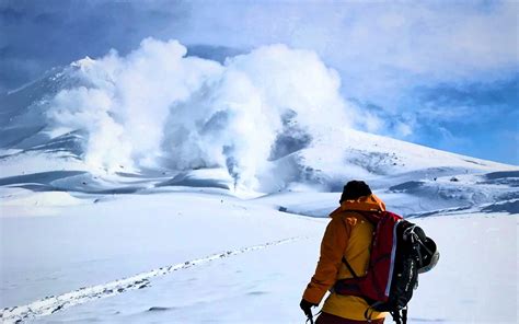 Backcountry Skiing In Japan Powder Kingdoms In Hokkaido And Nagano