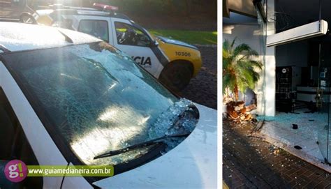 Motorista alcoolizado colide veículo em loja no centro de