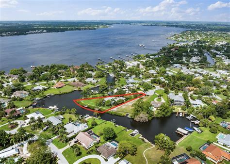 1606 NW Bay Tree Cir Stuart FL 34994 MLS RX 10855359 Redfin