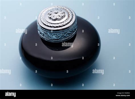 Old Fashioned Bottle Of Ink Hi Res Stock Photography And Images Alamy
